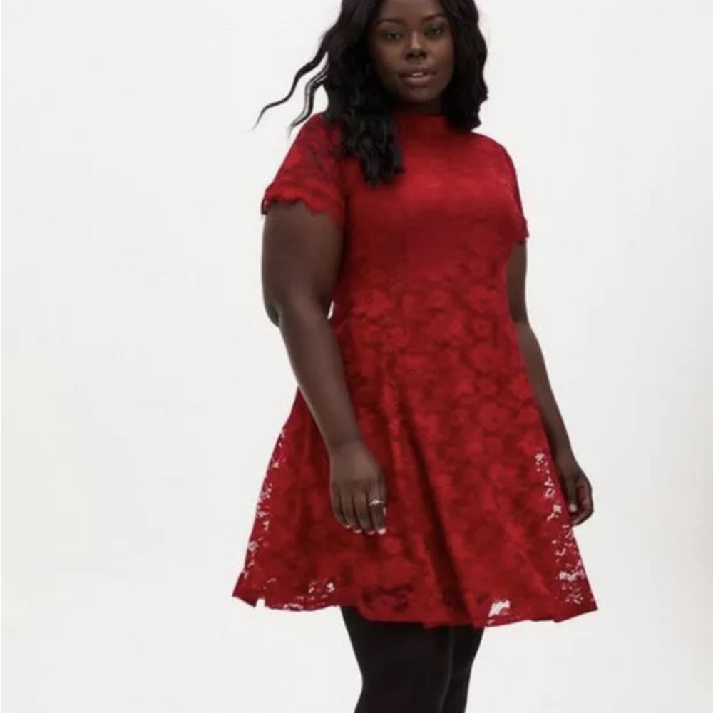 Torrid 2X Red Lace High Neck Date Night Peep Hole Skater Mini Dress NWT